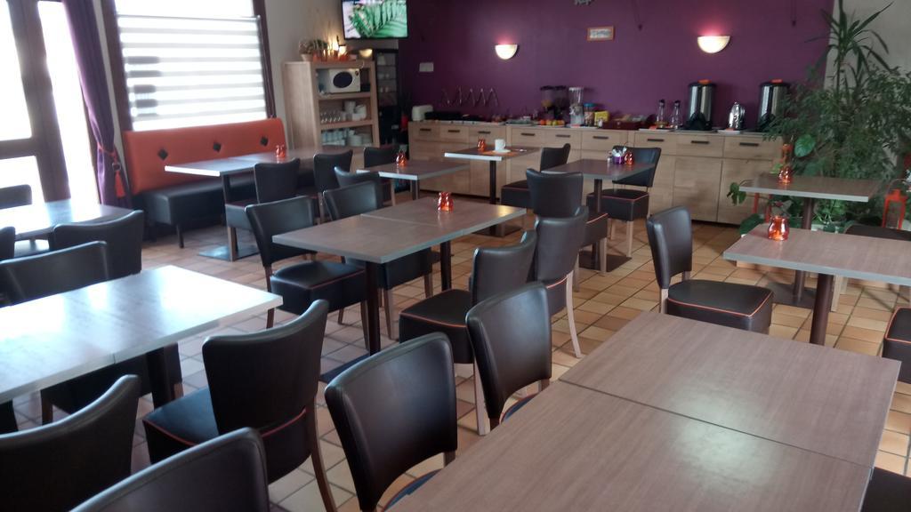 Hotel Montespan Lussac-les-Châteaux