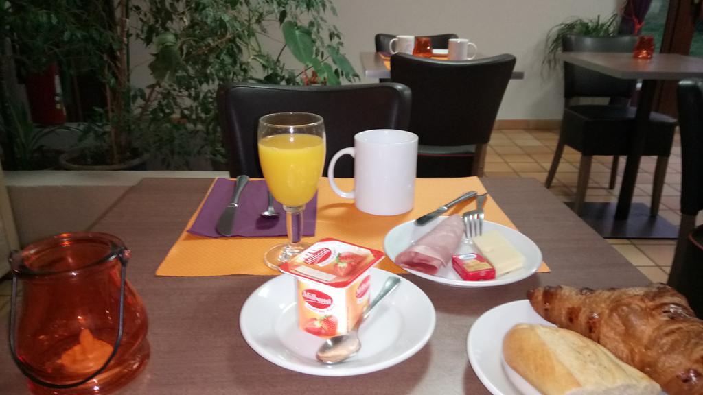 Montespan Hotel